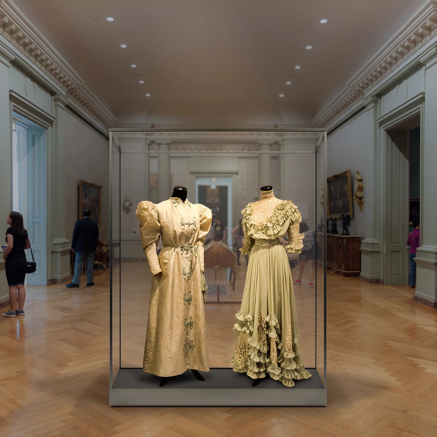 Gaylord Archival® AXS™ Showcase System 5 Gaylord Archival® AXS™ Showcase System - Image 5