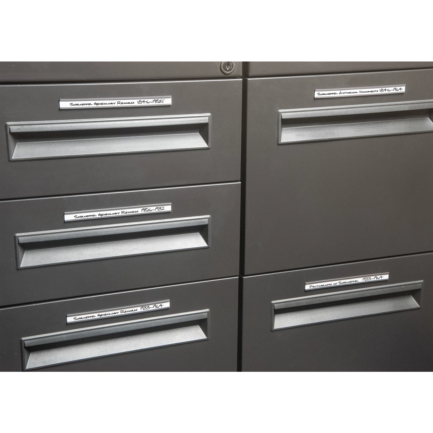 Blank Laser/Inkjet 1H X 8"L Inserts For Magnetic Label Holders (600-Pack) 3 Blank Laser/Inkjet 1H X 8"L Inserts For Magnetic Label Holders (600-Pack) - Image 3